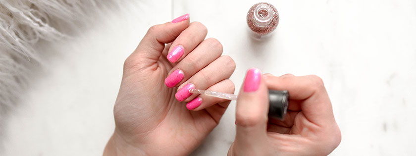 Astounding nail art from artists that create magic with glossy colors. 4